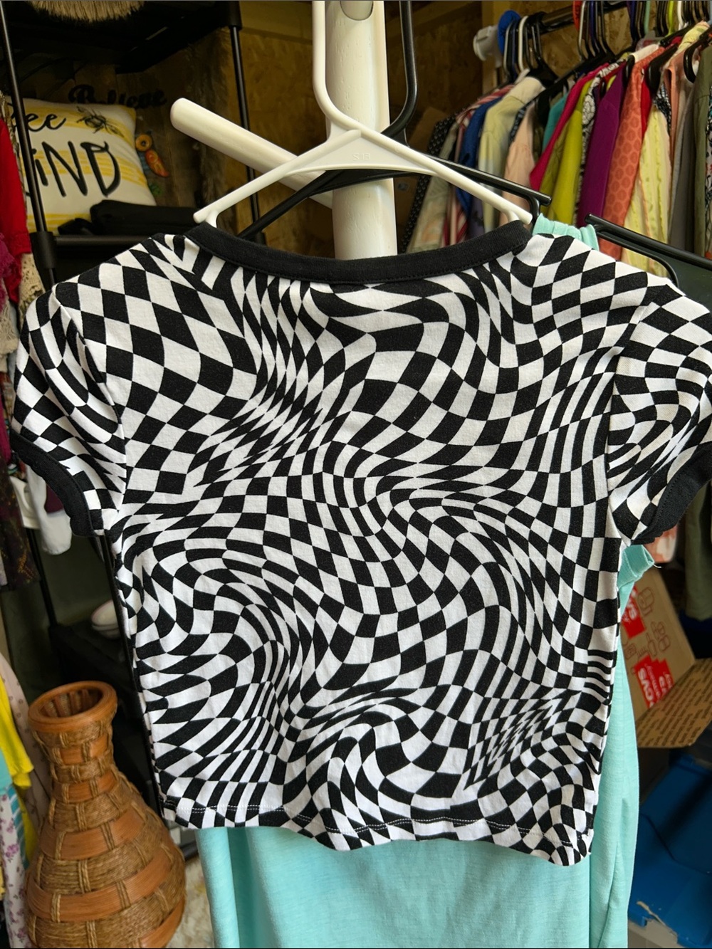 Divided Black & White Optical-Check Warp Crop Top Size S - Picture 2 of 4